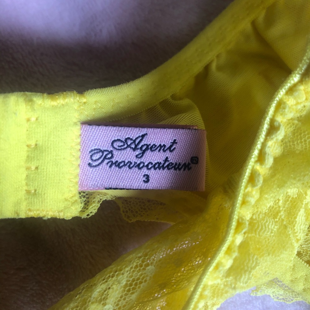 Agent Provocateur *RARE* Yellow Rizzo Set - Picture 5 of 5